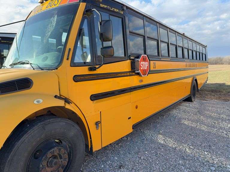 (TITLE) 2008 Thomas Built School Bus, 148K MILEAGE,40’ Length, 4 Speed Automatic Transmission, 77 Passenger, Under Body Storage Compartments, 11R 22.5, Interior in Good Used Condition, Mercedes 926  6 Cylinder Diesel Engine, Driven In The Auction Yard,consigned By A School District