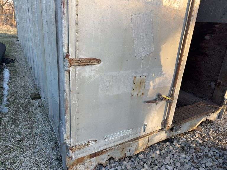 40’ Brown Trailer, No Gear, Aluminum Body, Some Floor Damage, Some Evidence Of Leaking Roof, Locking Rear Doors, Inspect And load At 202 Siemen Str Sorento , IL 62086