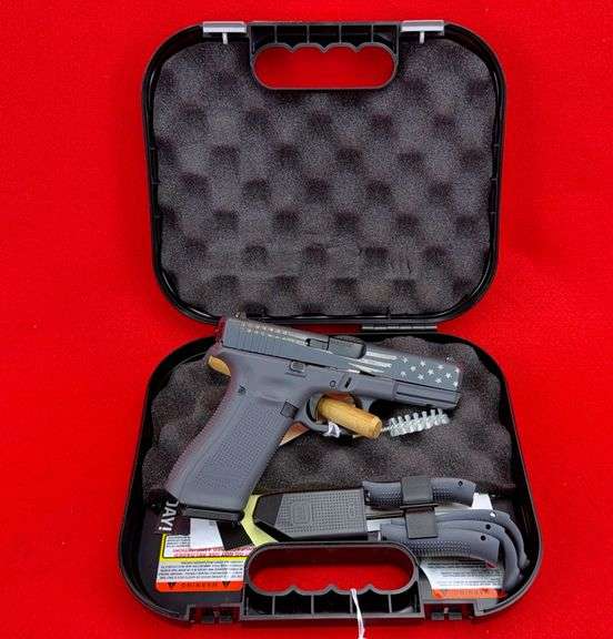 Glock G17 Gen 5 GF 9MM American Flag Graphic (No Il Sales)s