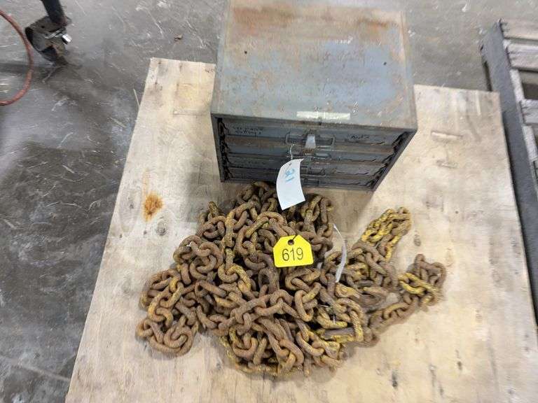 4 Drawer Organizer size 15” wide x 11-1/2” deep x 11-1/2” tall, 34’ long 1/2” Chain w/hooks,