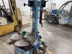 Atlas Tire Changer,Air lines need replaced, Otherwise Works Good