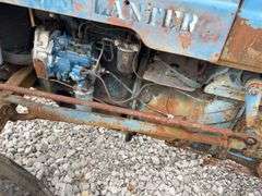 Fordson Dexta Tractor, Parts or Project Machine, All Tires are cracked, No Battery, Engine Is Free