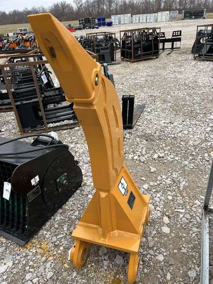 Unused MMS GIYI Cat 320 Excavator Ripper, 3 3/16” Holes - Langham ...