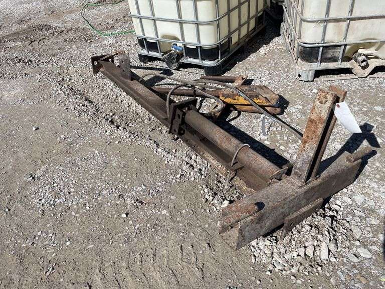 Homemade Log Splinter, unknown condition, category 2 hitch, bale spear ...