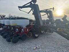 White 8531 16/31 Row Planter, 3 Bushel Seed Boxes, Agco Monitor (Works) Markers,No-Til Coulters (16”) Farmer Consignment, DownSizing Acreage.