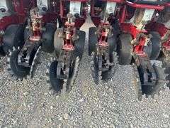 White 8531 16/31 Row Planter, 3 Bushel Seed Boxes, Agco Monitor (Works) Markers,No-Til Coulters (16”) Farmer Consignment, DownSizing Acreage.