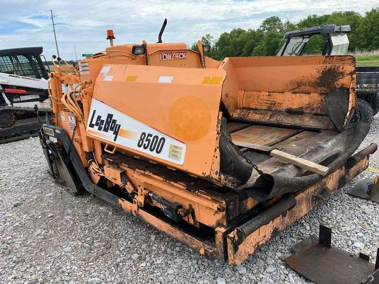 Leeboy 8500 Asphalt Paver, Tier 4 Final 67HP Duetz Engine, 1400 Hours, 7.5Ton Hopper, Up To 15’ Wide Screed, Legend Screed System, Steel Tracks, Low Deck, 2’ shop built Cutoffs to Reduce to 4’ Screed.