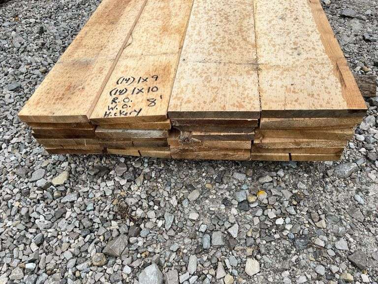 Fresh Sawn Red Oak White Oak and Hickory (14) 1”x9”x8’ and (14) 1”x10”x8’ Lumber