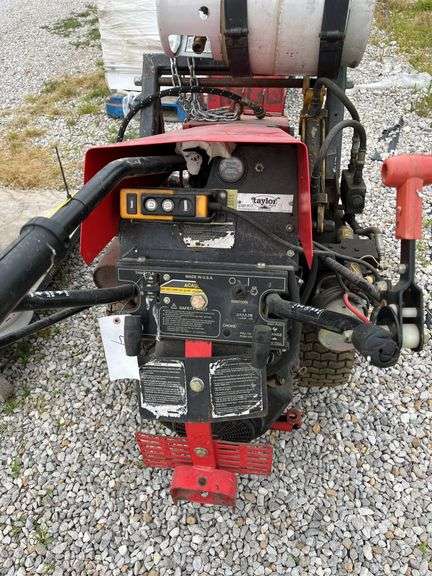 Piranha Propane Floor Scraper, Tires Hold Air, 16HP Vanguard Engine, No Key, Condition Unknown