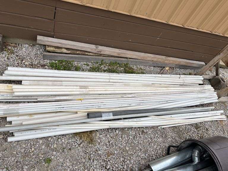 Schedule 40 PVC, 1/2”, 1 1/4”, 3/4”, Several Sticks of Each, Unused and Used