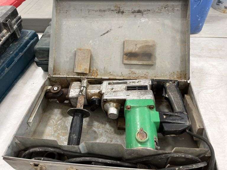 Hitachi 1.5” Rotary Hammer Drill, Metal Case, Model DH 38YF, 115V 8A