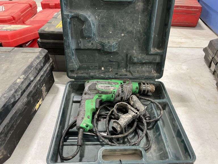 Hitachi 5/8” Hammer Drill, 120V 5A, Variable Speed, Case, Works As It Should