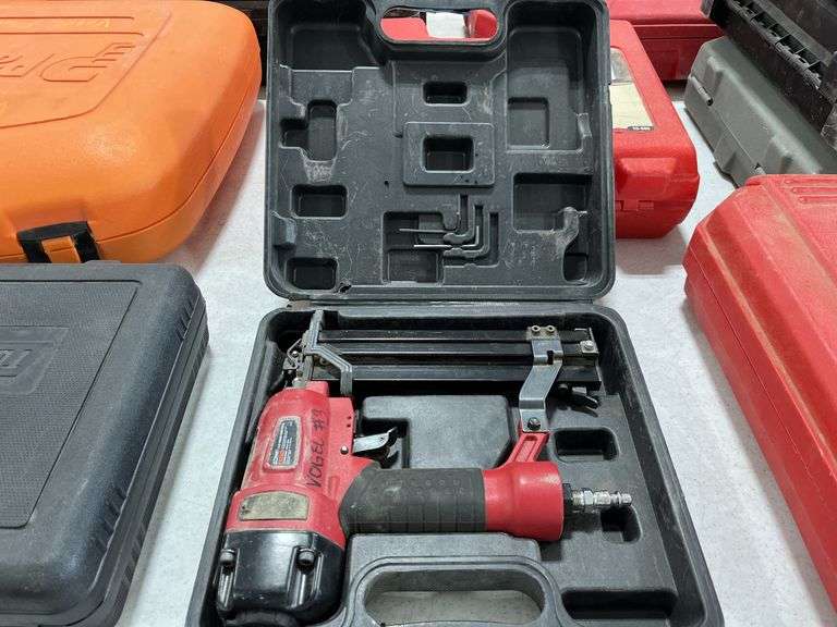 Tool Shop Brad Nailer, 18 Ga, Fastener Range 5/8”-2”, Case Does Not Lock