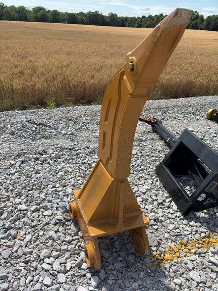 Unused MMS GIYI Cat 320 Excavator Ripper, Model:GY-R320C, 3 3/16” Holes