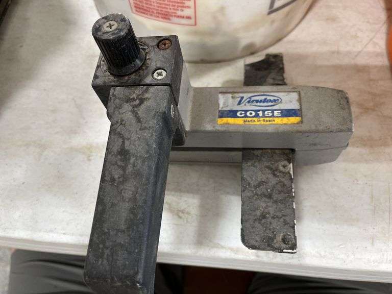 Laminate Cutter, Manual Tile Cutter, Misc Bolts With Nuts