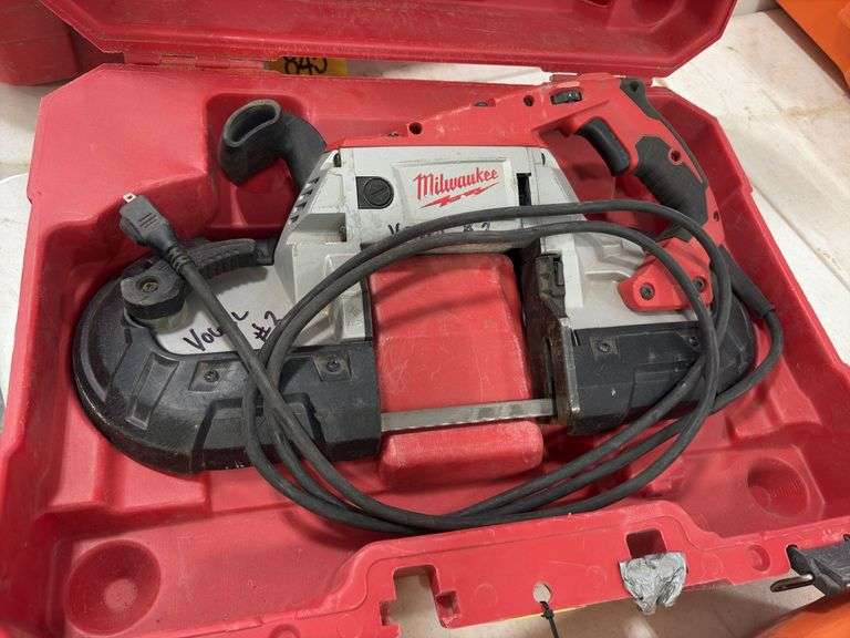 Milwaukee Deep Throat Band Saw, runs, variable speed, case handle broken