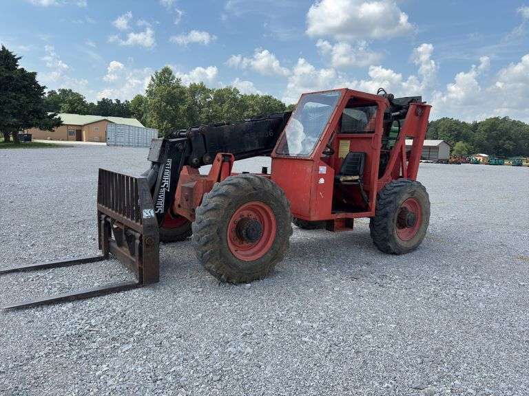 1994, Telehandler
Square Shooter 836C
Serial Number: 94271
John Deere Engine
Battery Disconnect Switch
New Ignition
New Steering Orbital
Decent tires
Just serviced the fuel system and hydraulic system, runs and operates as it should,
