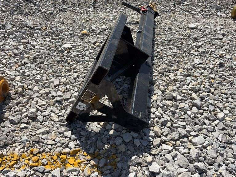 Unused GIYI Forklift Telescopic Boom, Model:GY-TB47, Max length:132”, Max Extension: 47”, Max Load: 3300lbs,