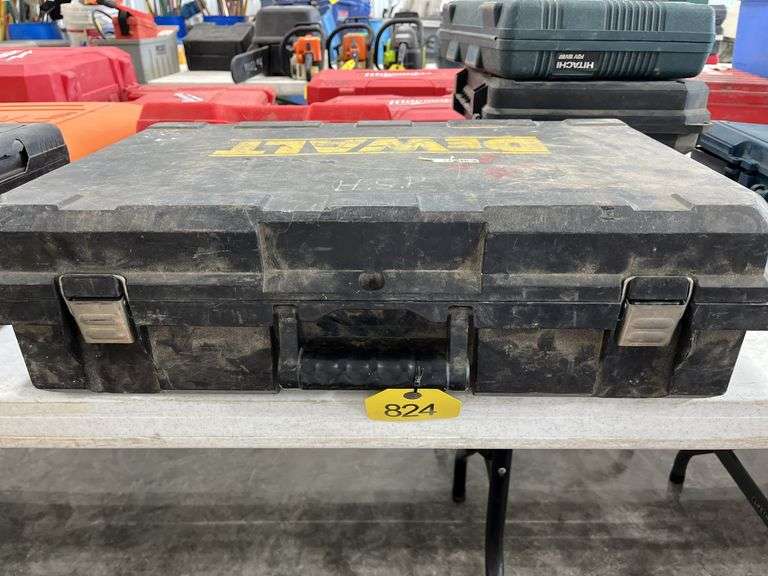 Dewalt Rotary Hammer Drill, Model DW530, 120V 9.4A, 1.5” Bit, Case