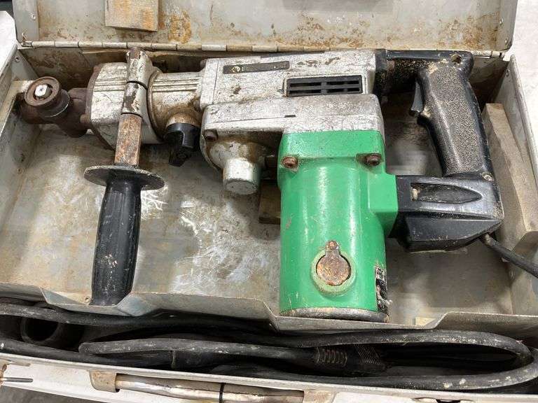 Hitachi 1.5” Rotary Hammer Drill, Metal Case, Model DH 38YF, 115V 8A
