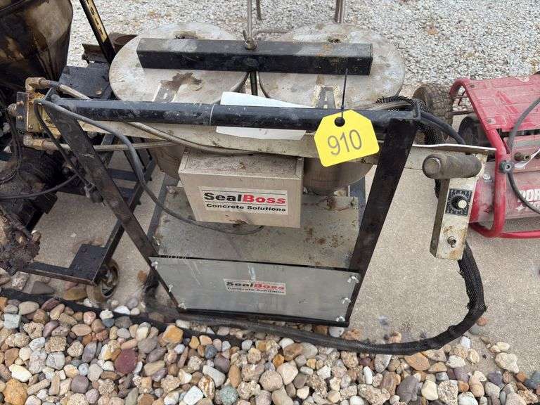 Seal Boss  Concrete Solutions 2 part Caulk/Epoxy Machine, electric, pots need cleaned, unknown condition,