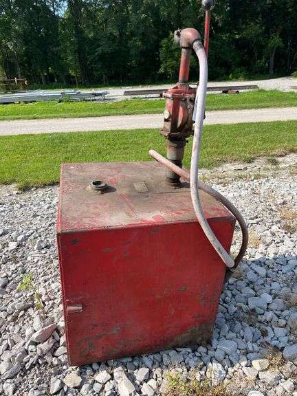 50 Gallon Transfer Tank With Manual Pump And Nozzle