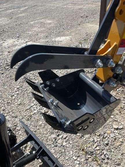 Unused AGT MX12RX Mini Excavator, RATO, 15 HP Gas Engine, Pilot Control System, 16” Bucket, 3 Replaceable Teeth, Adjustable Mechanical Thumb, 35.5” Dozer Blade, 7” Tracks, Auxiliary Hydraulics On Boom, Rear Door To Work On Engine, Light On Boom