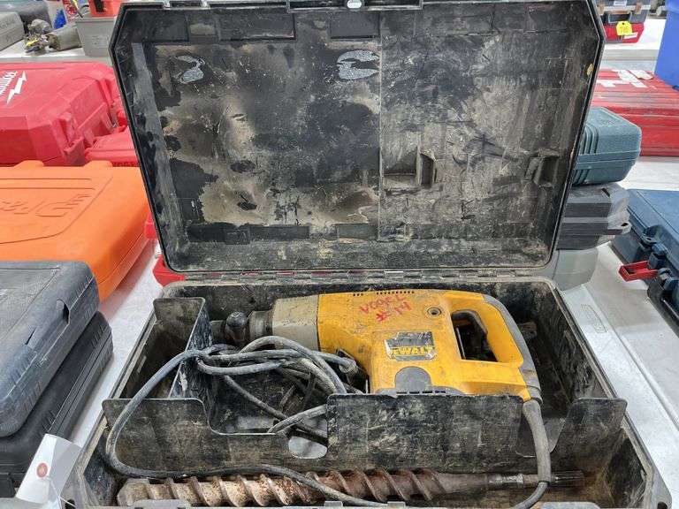 Dewalt Rotary Hammer Drill, Model DW530, 120V 9.4A, 1.5” Bit, Case