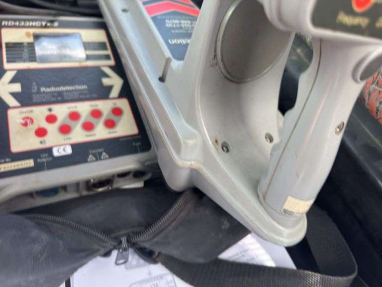 Radio Detection Wire/Pipe Locator, Operators Manual Included. Multi Frequency Box, Probes And Cables, Working Condition.