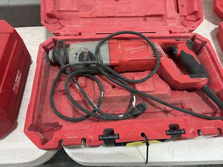 Milwaukee Hammer Drill, Electric, runs,