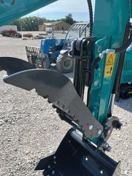 Unused AGT QK16R Mini Excavator,15HP Gas Engine,7” Rubber tracks, 16" Toothed Bucket With Hydraulic Thumb, 38.5" Wide Dozer Blade, Canopy, Pilot Controls, Light On Boom