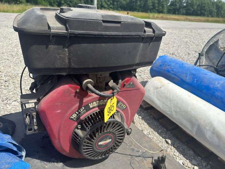 Briggs & Stratton 16 Hp  Vanguard Engine, Air Cooled, Spin On Oil Filter.Engine Is Free