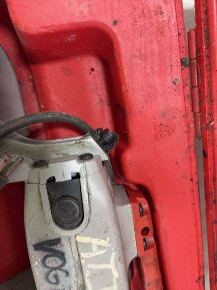 Milwaukee Deep Throat Band Saw, runs, variable speed, front handle broken