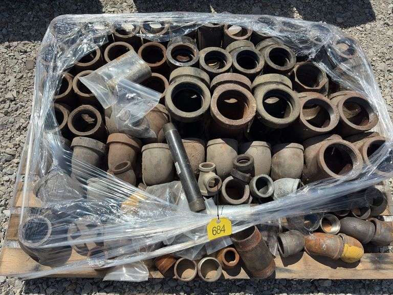 Pallet of Black Iron Fittings various sizes and fittings,