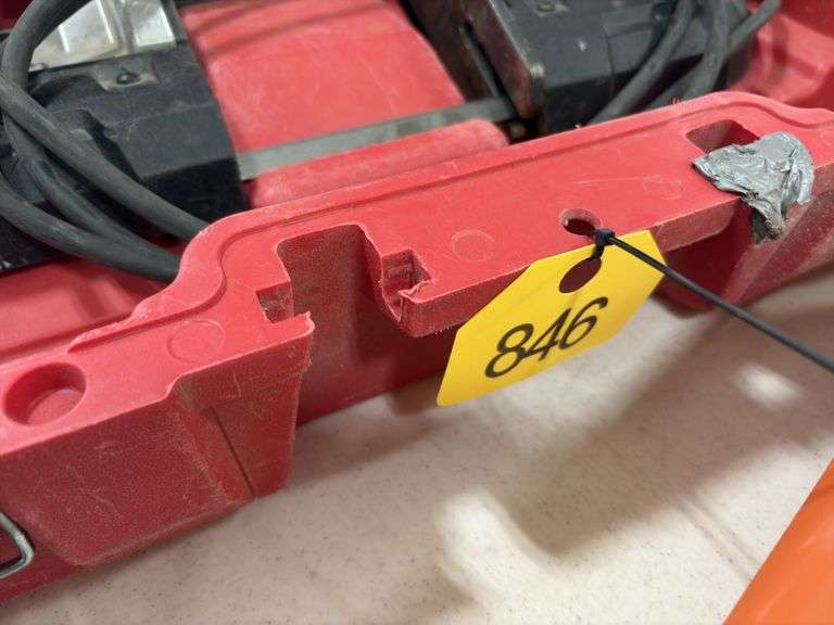 Milwaukee Deep Throat Band Saw, runs, variable speed, case handle broken