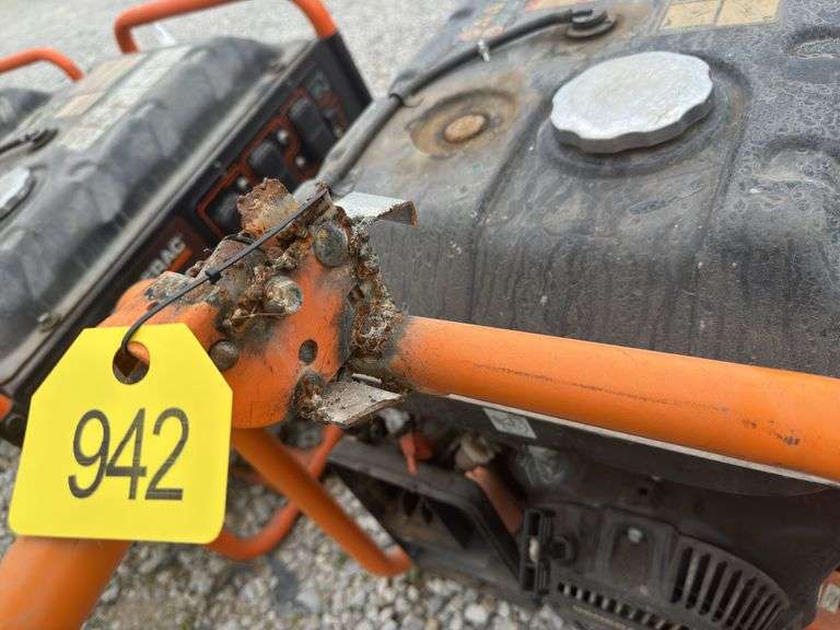 Generac GP 8000 Generator, Hours Unknown, Welding On Handle, Air Cleaner Filter And Panel Missing, Parts Or Project Machine.