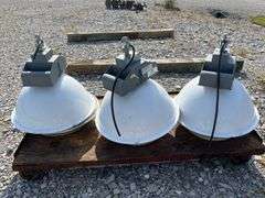 (3) Overhead Shed Lights With 4 Wheel Cart, Use 320W M.H. M132/M154 Lamp, With Hook To Hang