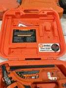 Paslode CF325XP Cordless Framing Nailer, No Charger, Battery, Case Has No Locks