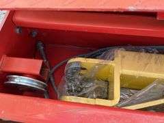 Unused AGT 2-Post Car Lift,
hydraulic lift,
8800# Capacity