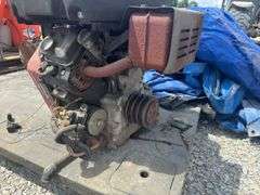 Briggs & Stratton 16 Hp  Vanguard Engine, Air Cooled, Spin On Oil Filter.Engine Is Free