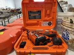 Paslode CF325XP Cordless Framing Nailer, Charger, Battery, Case