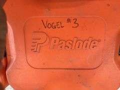 Paslode CF325XP Cordless Framing Nailer, Charger, Battery, Case Missing One Lock