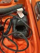 Paslode CF325XP Cordless Framing Nailer, Charger, Battery, Case Missing One Lock