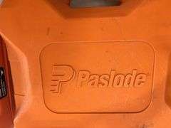 Paslode CF325XP Cordless Framing Nailer, Charger, Battery, Case Missing One Lock