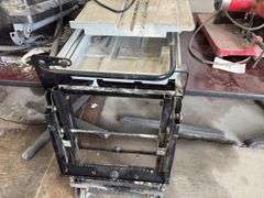 Florcraft  Tile Saw on Stand, sump pump not included, does run,