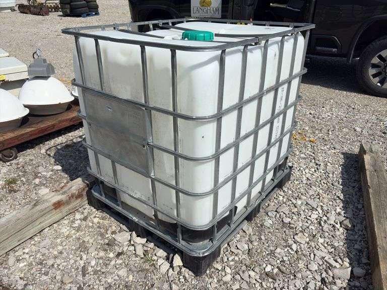 275 Gallon Tote with Cage,