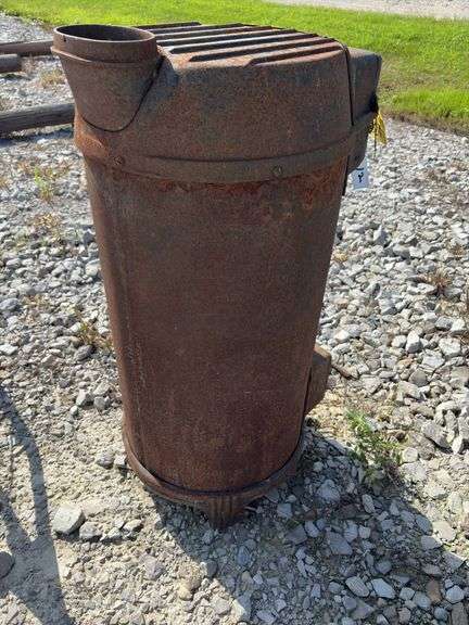 Upright King-O-Heat Wood Burner, no flue included, not rusted out,