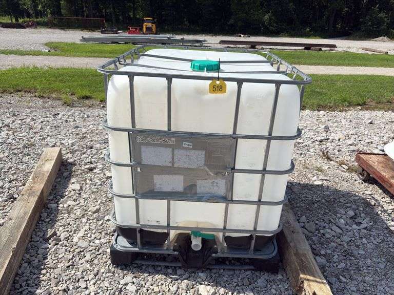 275 Gallon Tote with Cage,