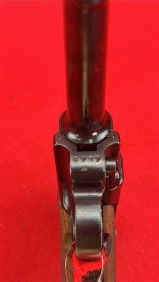 Luger P08 S/42 Mauser  9MM Pistol