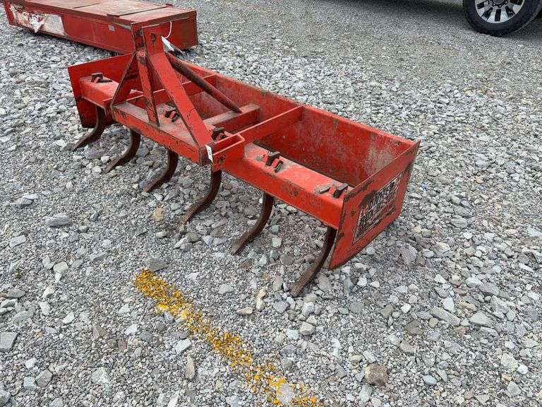 3 pt.6’ Box Blade w/6 Chisel Teeth, Good Cutting Edge on Blades,